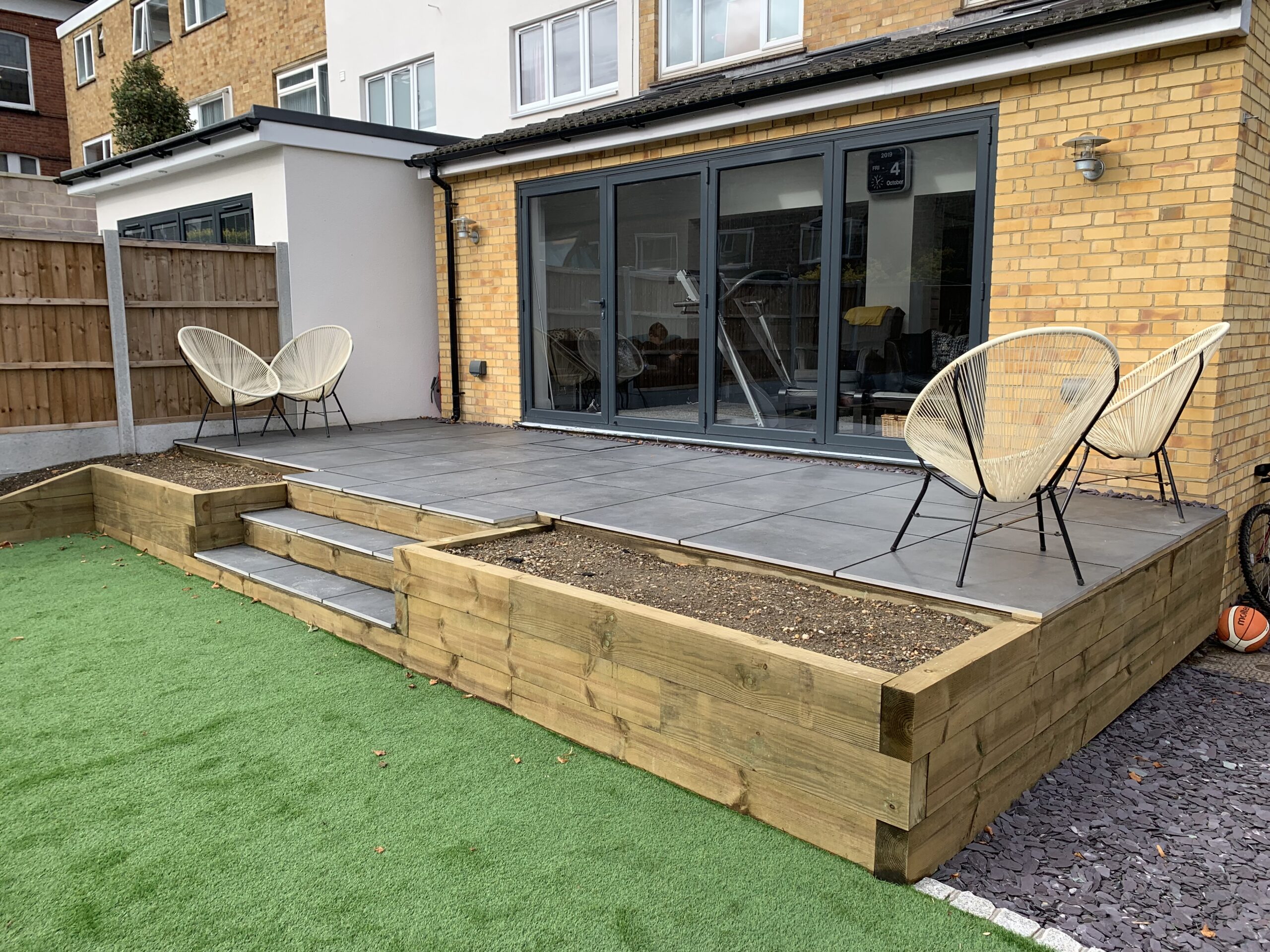 Leyton Fencing Decking & Landscaping