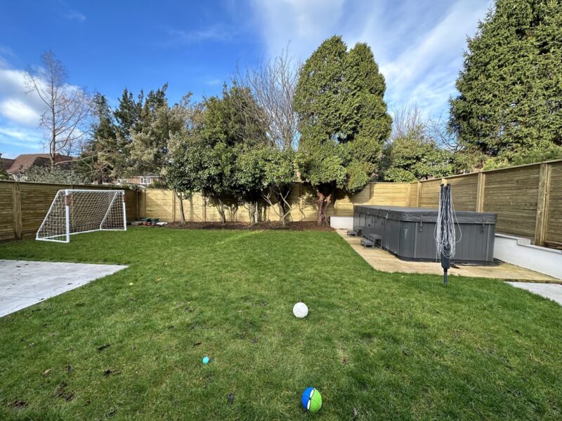 Leyton Fencing Decking & Landscaping